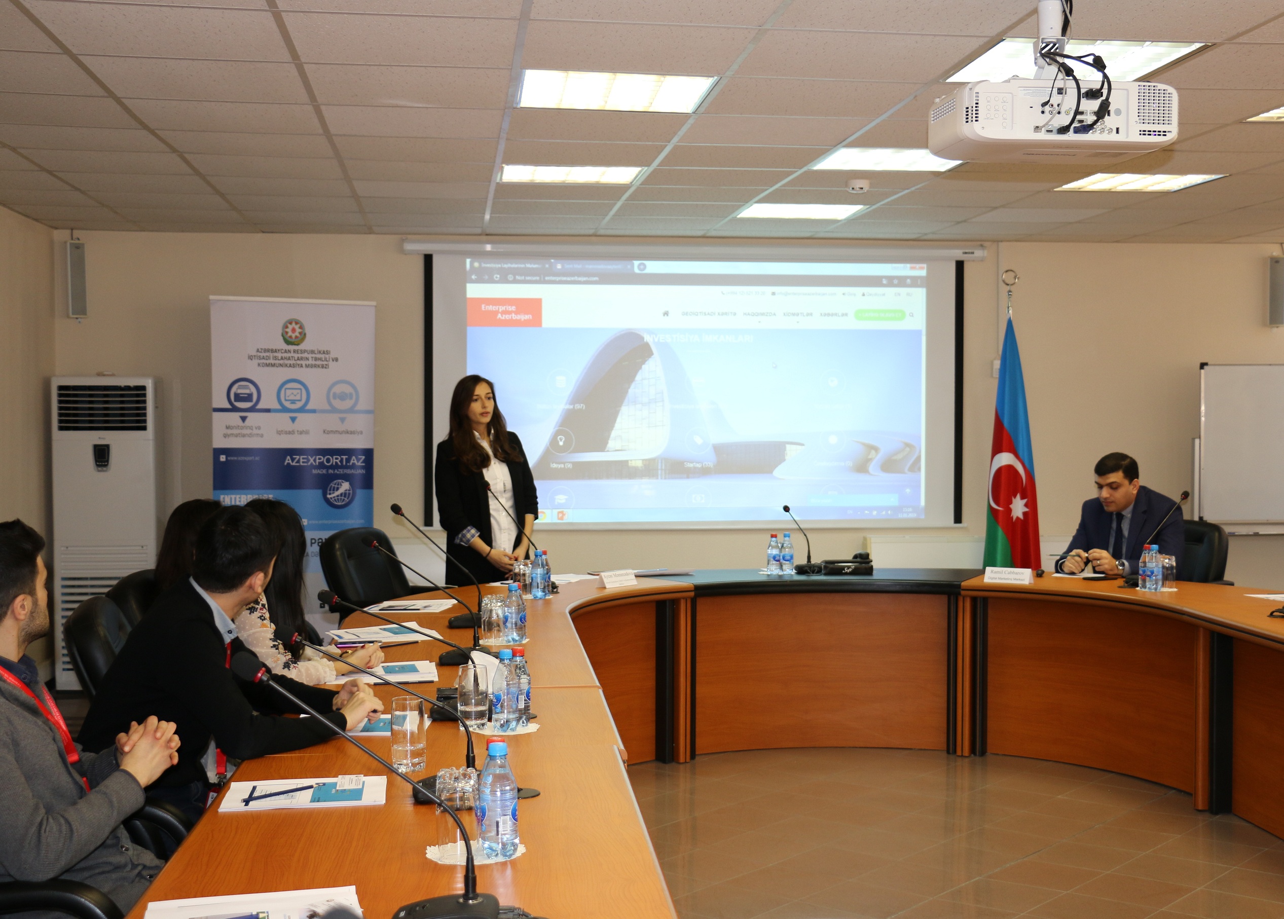 Enterprise Azerbaijan portalı Startup marketing mövzusunda təlim keçir